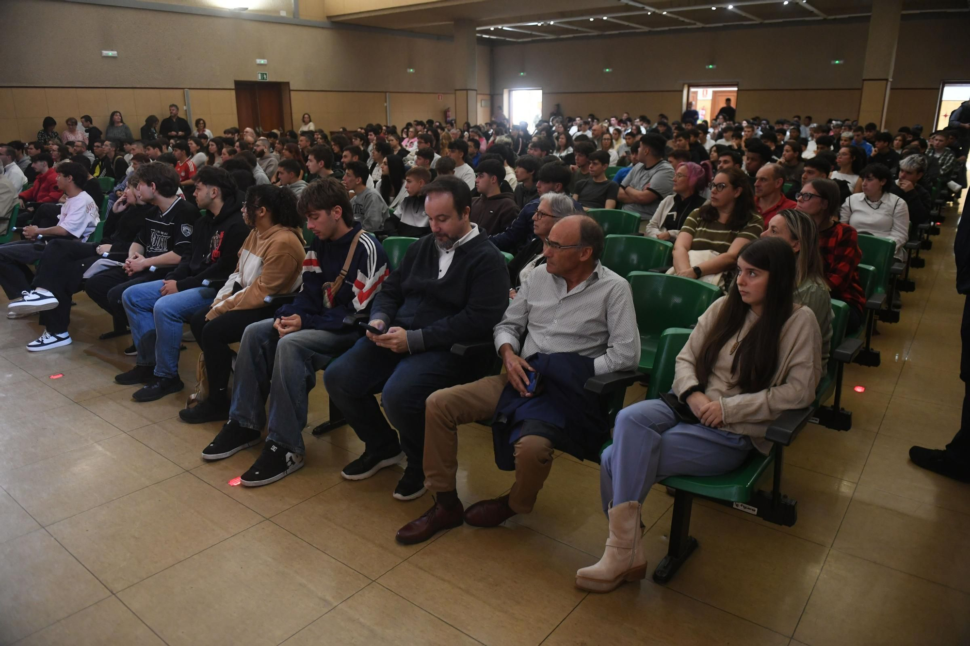 Primer día del curso 2024-25 en el IES Rosalía Mera de A Coruña