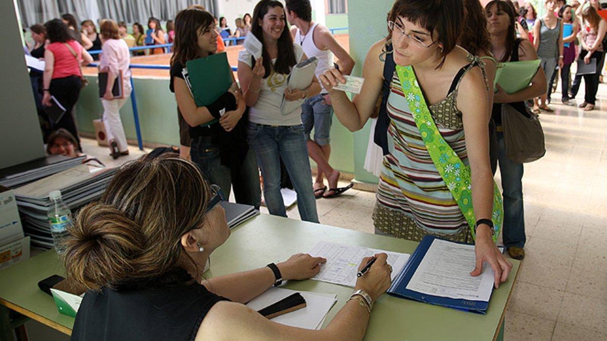 Más profesores de religión y educación física, menos de francés