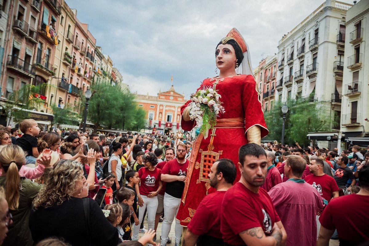 Els Gegants Vells de Tarragona, un dels elements protagonistes de la imatge gràfica de Santa Tecla 2025. Els Gegants Vells de Tarragona, un dels elements protagonistes de la imatge gràfica de Santa Tecla 2025.