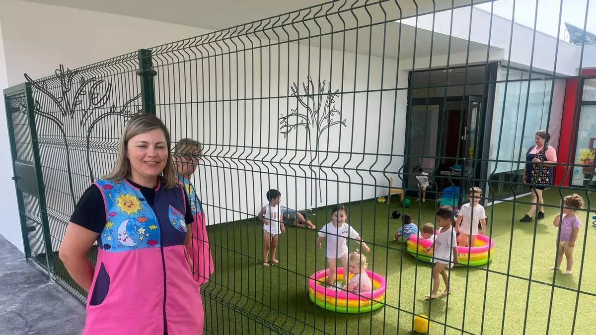 Sobrevivir a la "sartén" de Asturias, que superó los 40 grados: baños en el Narcea, piscinas de plástico en la escuelina, peregrinos que se retiran antes...