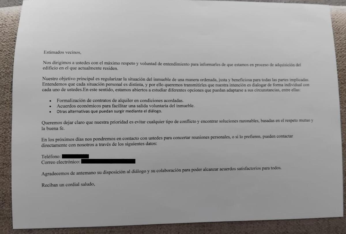Carta enviada por el grupo de inversores a los vecinos del bloque de Llocnou d'en Fenollet.