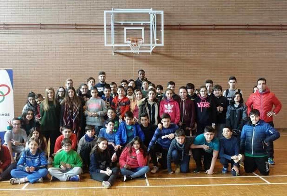 Los alumnos del Batán aprenden sobre prevención en el deporte