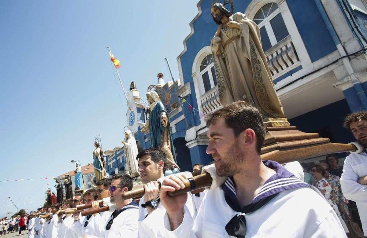 Santos a pleno sol, aguas listas para el baño