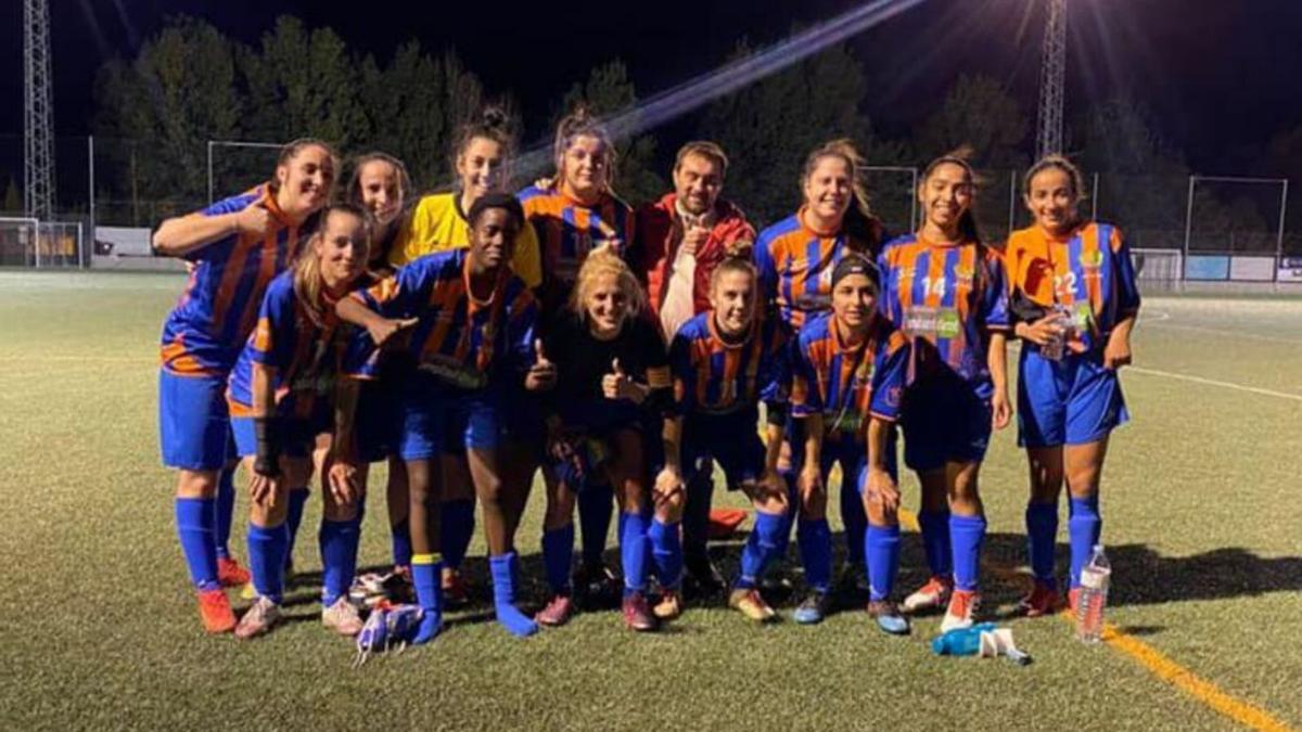 L’AE Roses femení suma la tercera