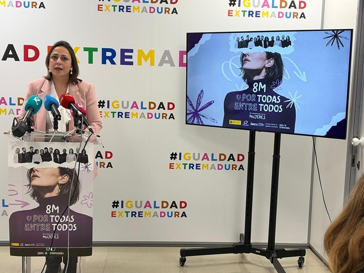 La secretaria general de Igualdad y Conciliación, Ara Sánchez, esta mañana en rueda de prensa.