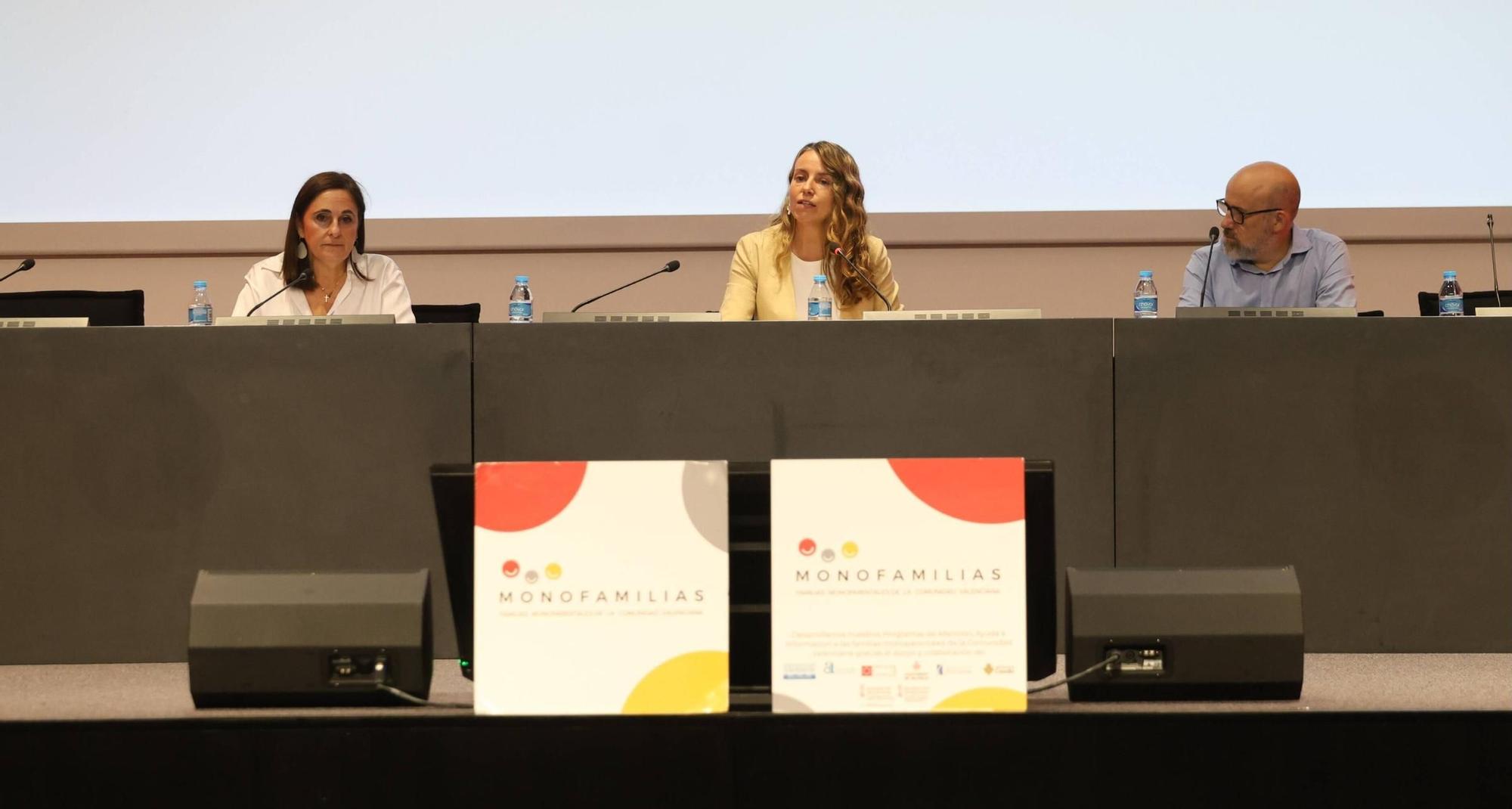 Congreso de familias monoparentales en València