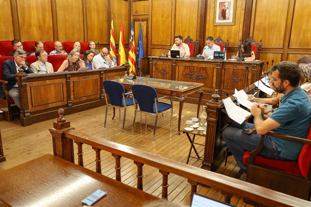 Un momento del pleno de Alcoy