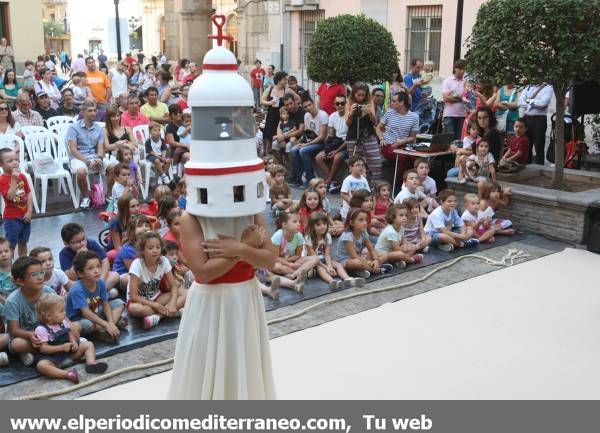 GALERÍA DE FOTOS - ‘Regreso a la ciudad’ saca el espectáculo a las calles de Castellón