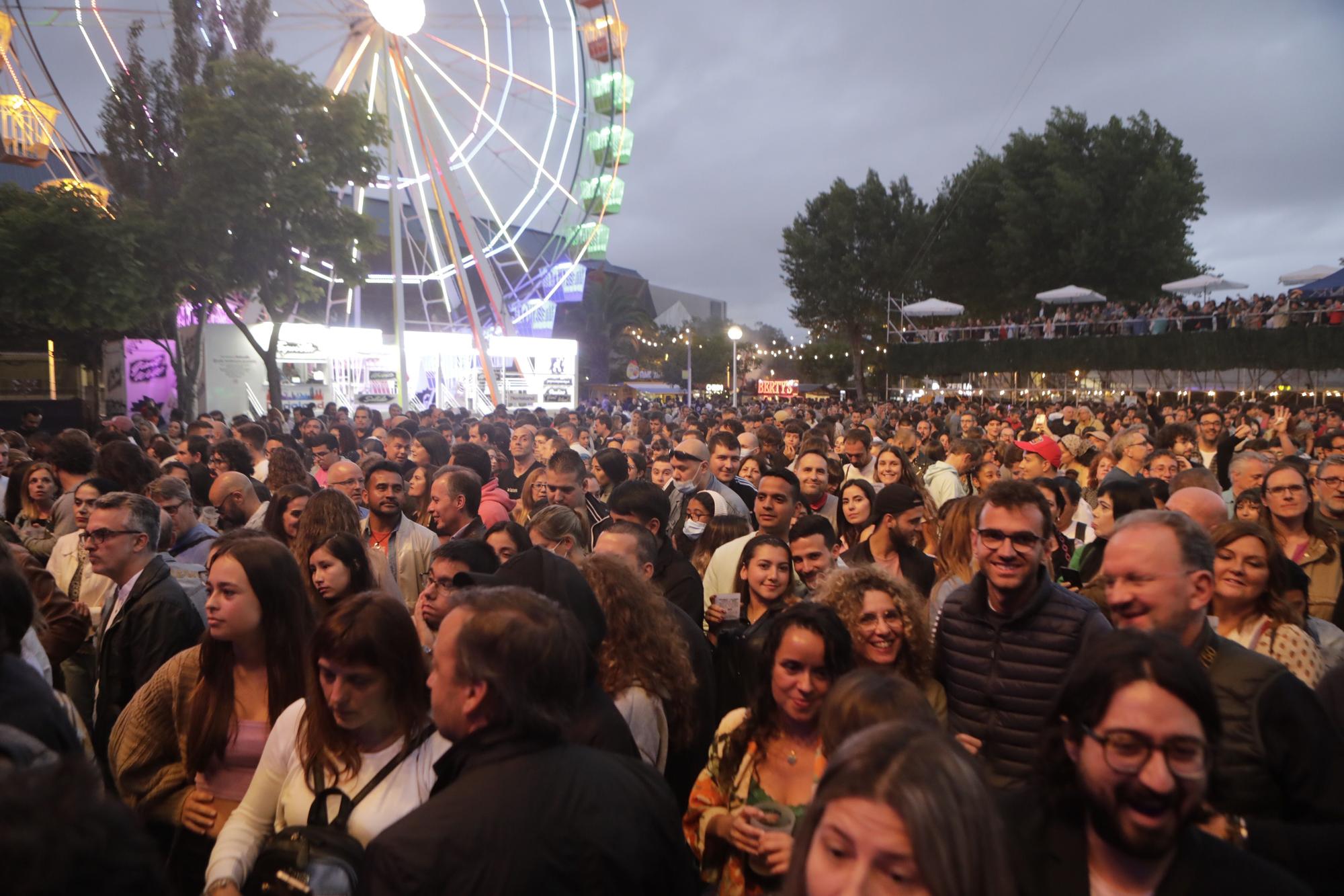 Así fue la apoteosis de Calamaro en Gijón