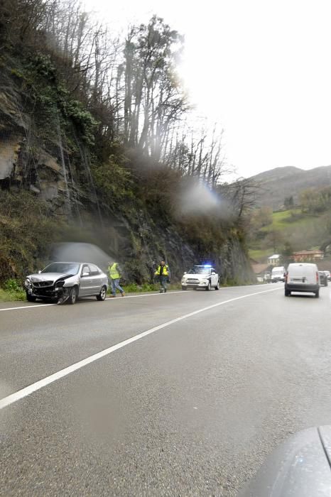 Accidente de tráfico en Bustiello