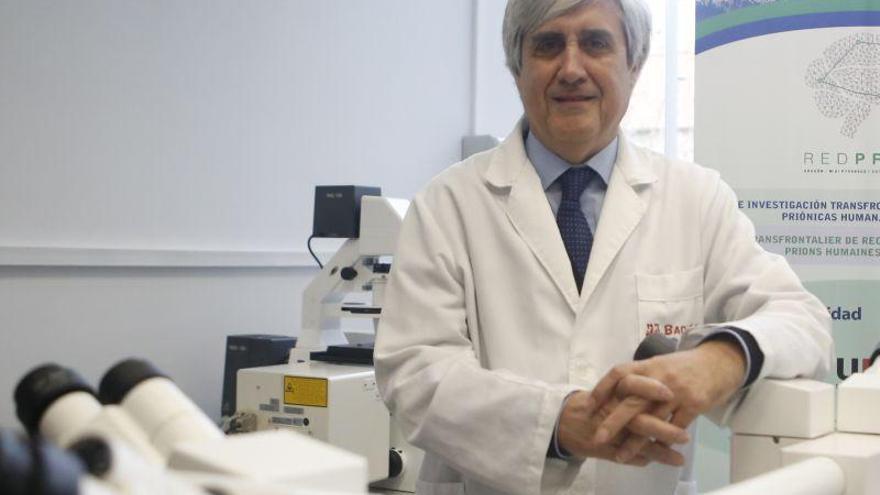 El profesor Badiola considera que «en la práctica» el virus ya es pandemia