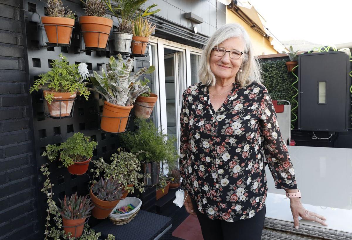 Rosa María Fernández, en su casa de Oviedo.