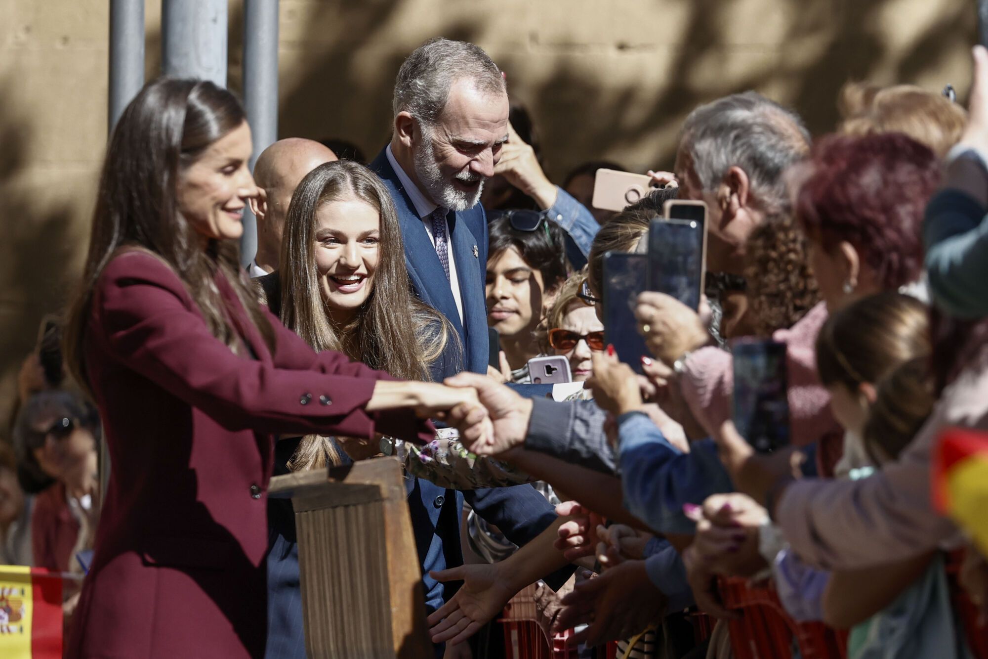EN IMÁGENES: Leonor se da un baño de multitudes en su estreno como Princesa de Viana