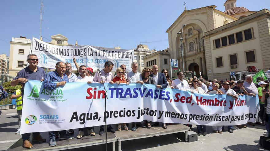 El PSOE pide ahora un frente común para defender el trasvase a un año de las elecciones locales y autonómicas