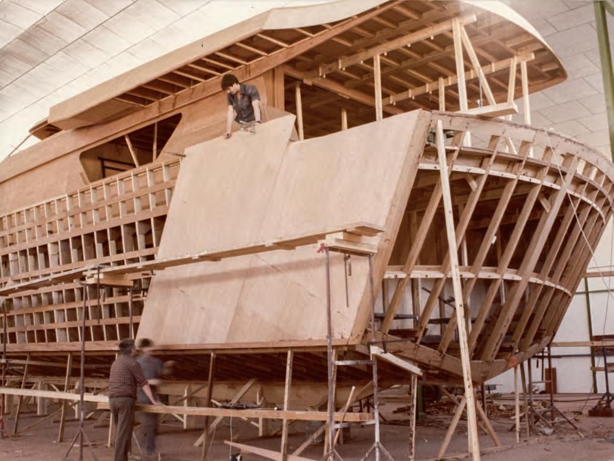 El «Tres Marías», de 25 metros, fue el último barco construido por Astilleros Astondoa en madera.