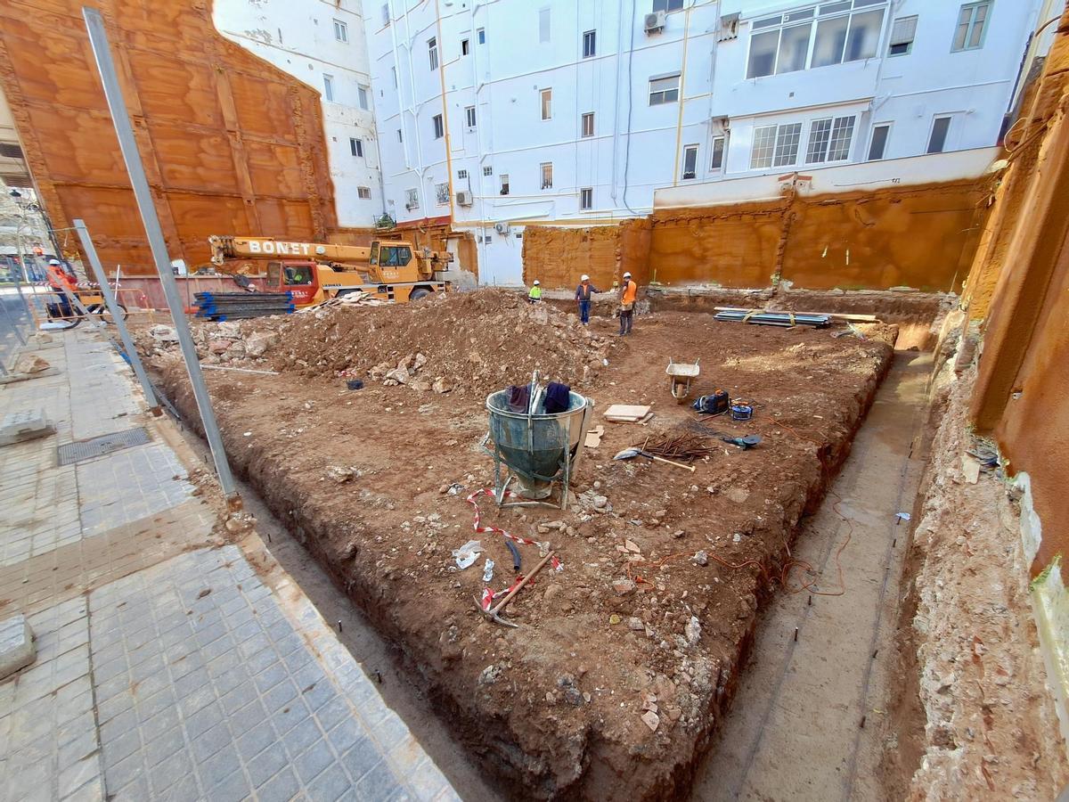 Primeros trabajos en la promoción Vivenia de Aedas Homes en el centro de Valencia capital.