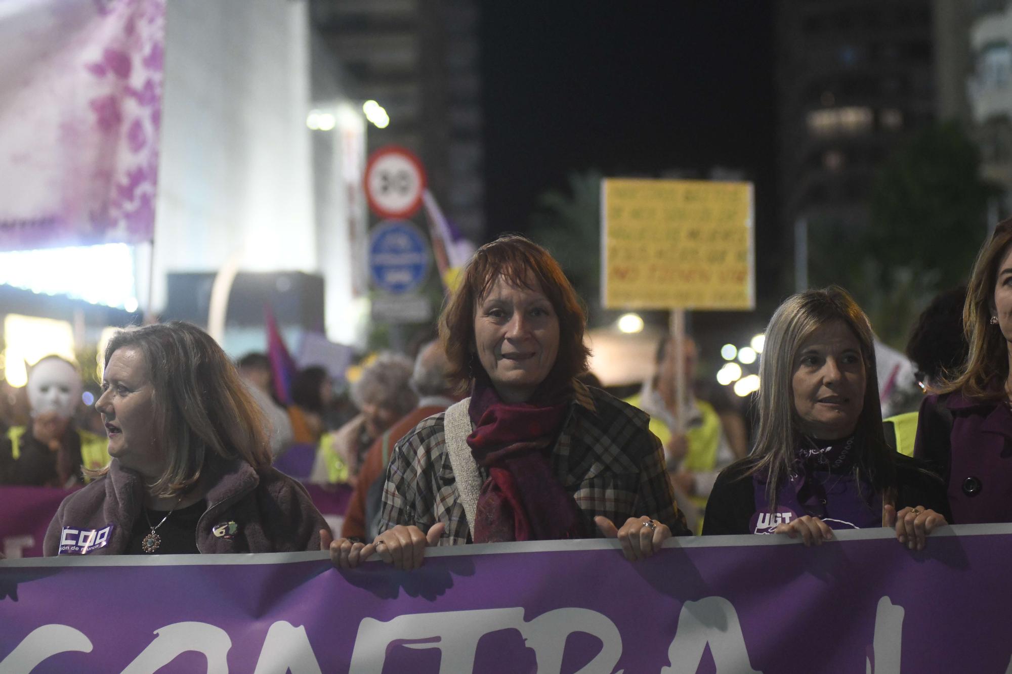 Las imágenes de la manifestación contra la violencia machista en Murcia