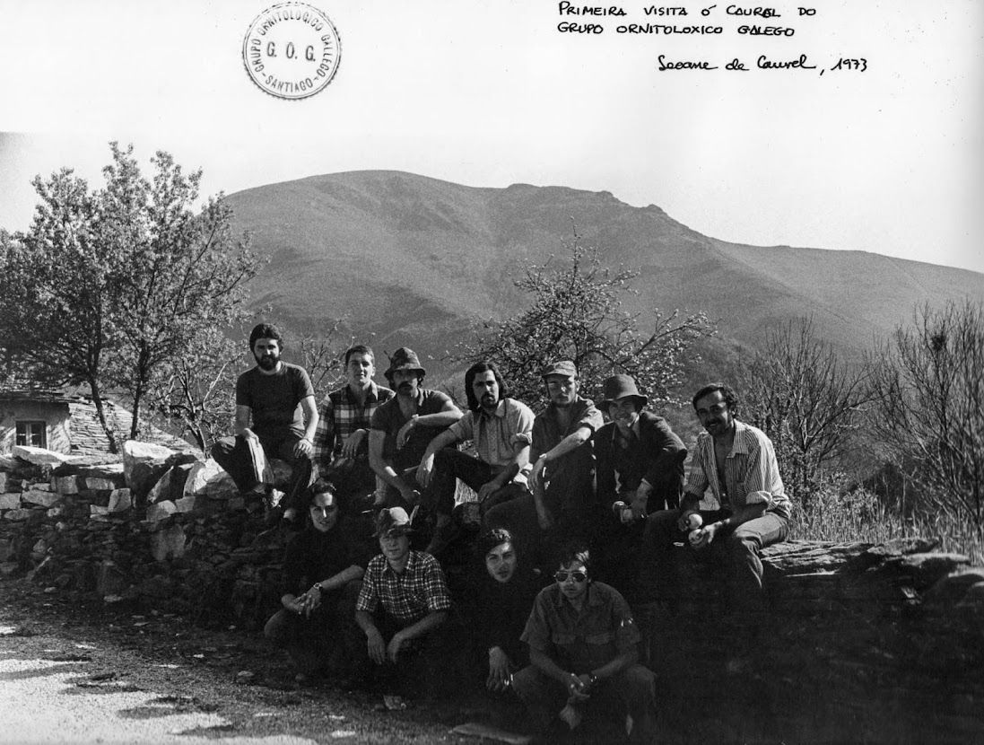 Integrantes del GOG en una de sus expediciones a Os Ancares en 1973.