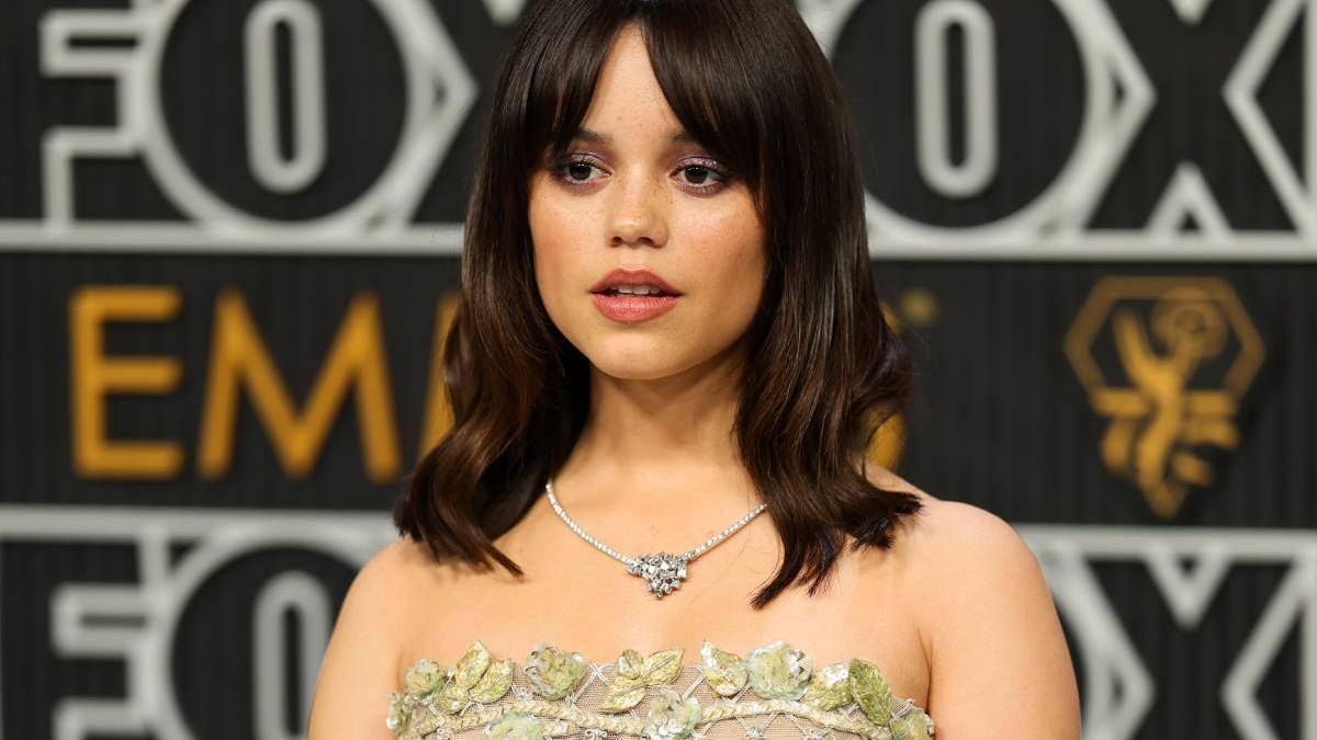 Jenna Ortega, la mejor vestida de los Premios Emmy 2023 con un vestido de ninfa (y 0 Miércoles Addams)