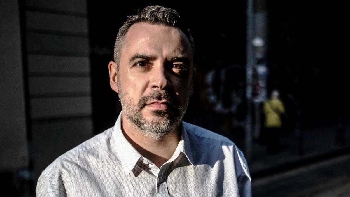 Oriol Canals acaba de publicar su tercera novela, 'Els sentinelles de la llibertat' (Rosa del Vents)