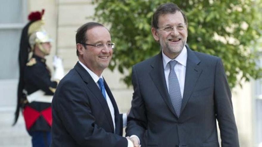 Rajoy recibe en Madrid a Hollande