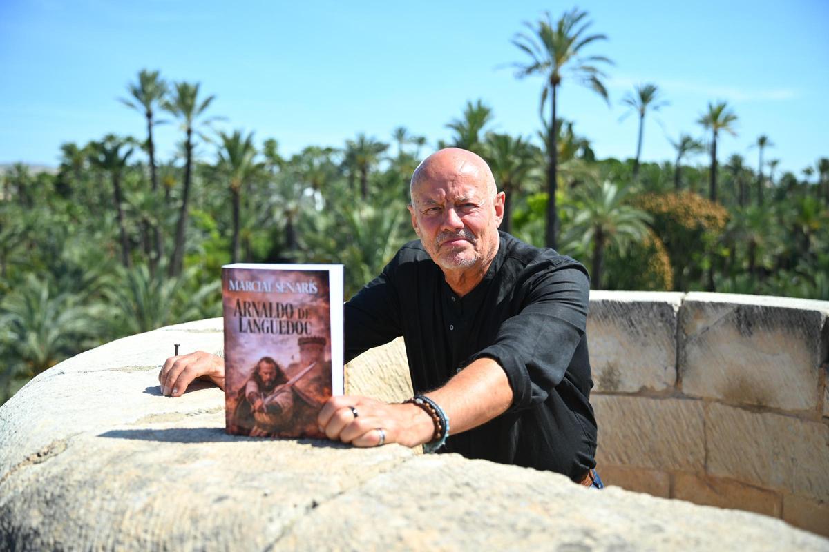 Elche es uno de los espacios que aparecen en la novela.