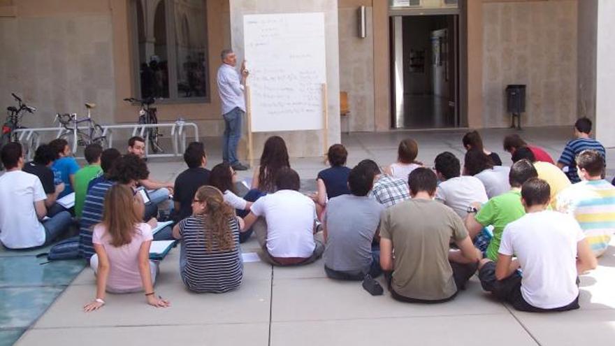 Clase reinvindicativa de la UPCT en la calle