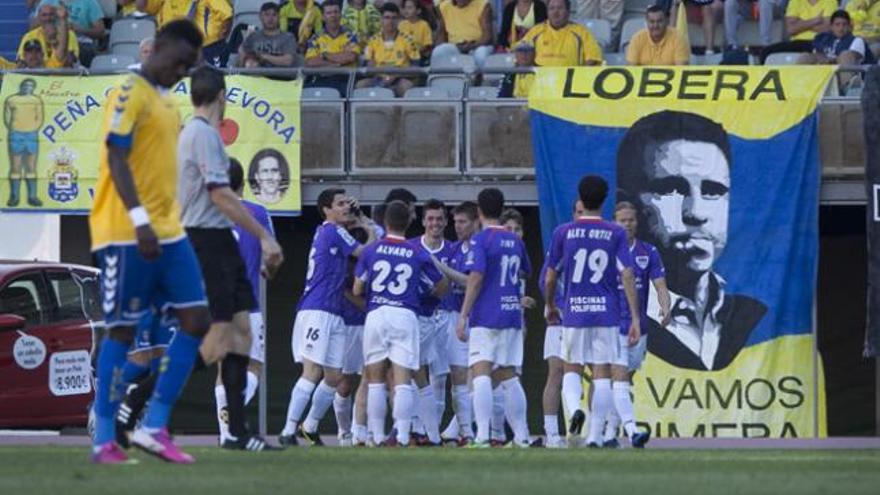 Los jugadores del Guadalajara celebran el gol que les dio la victoria frente a la UD el pasado sábado. | quique curbelo