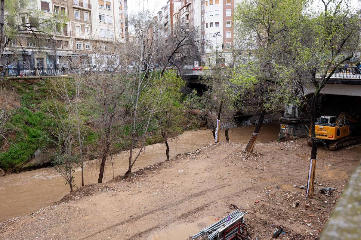 En imágenes I El río Huerva, a su paso por Zaragoza tras las últimas lluvias