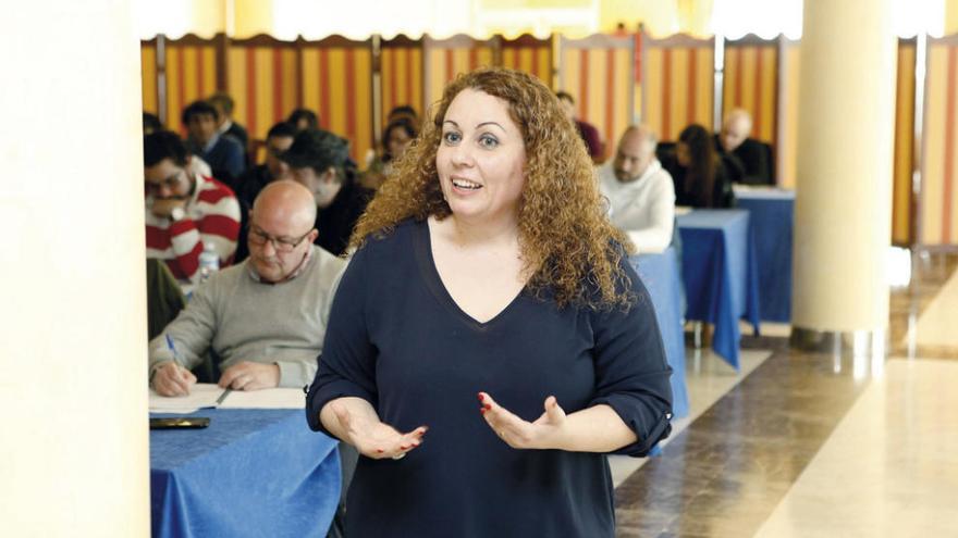 Sonia El Hakim, durante uno de sus cursos.