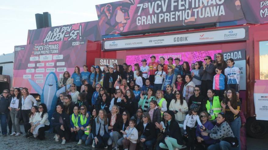 El ‘Yo sí que voy’ juntó a deportistas de muchas especialidades. | F. BUSTAMANTE