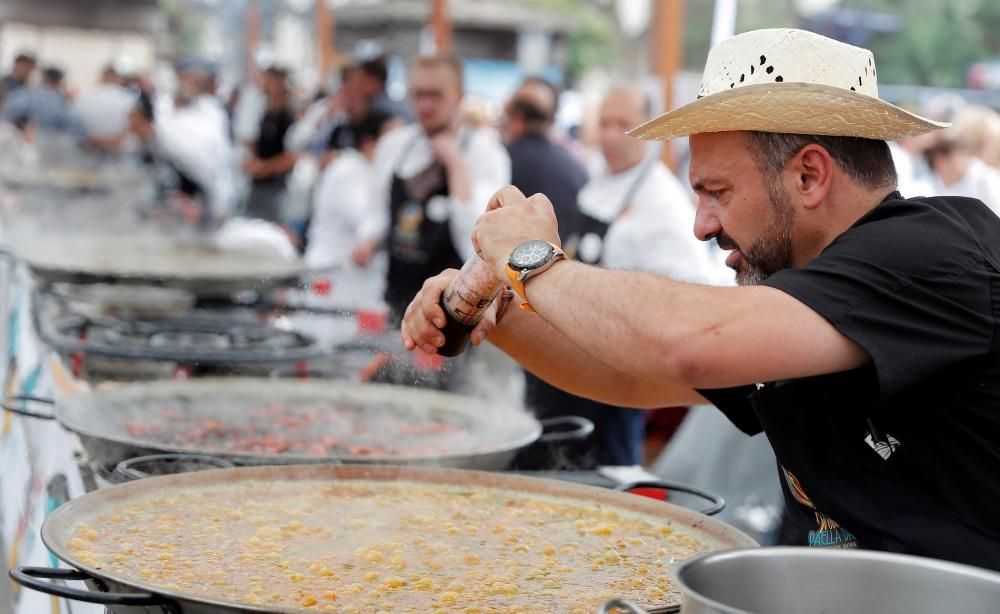 València celebra el Día de la Paella