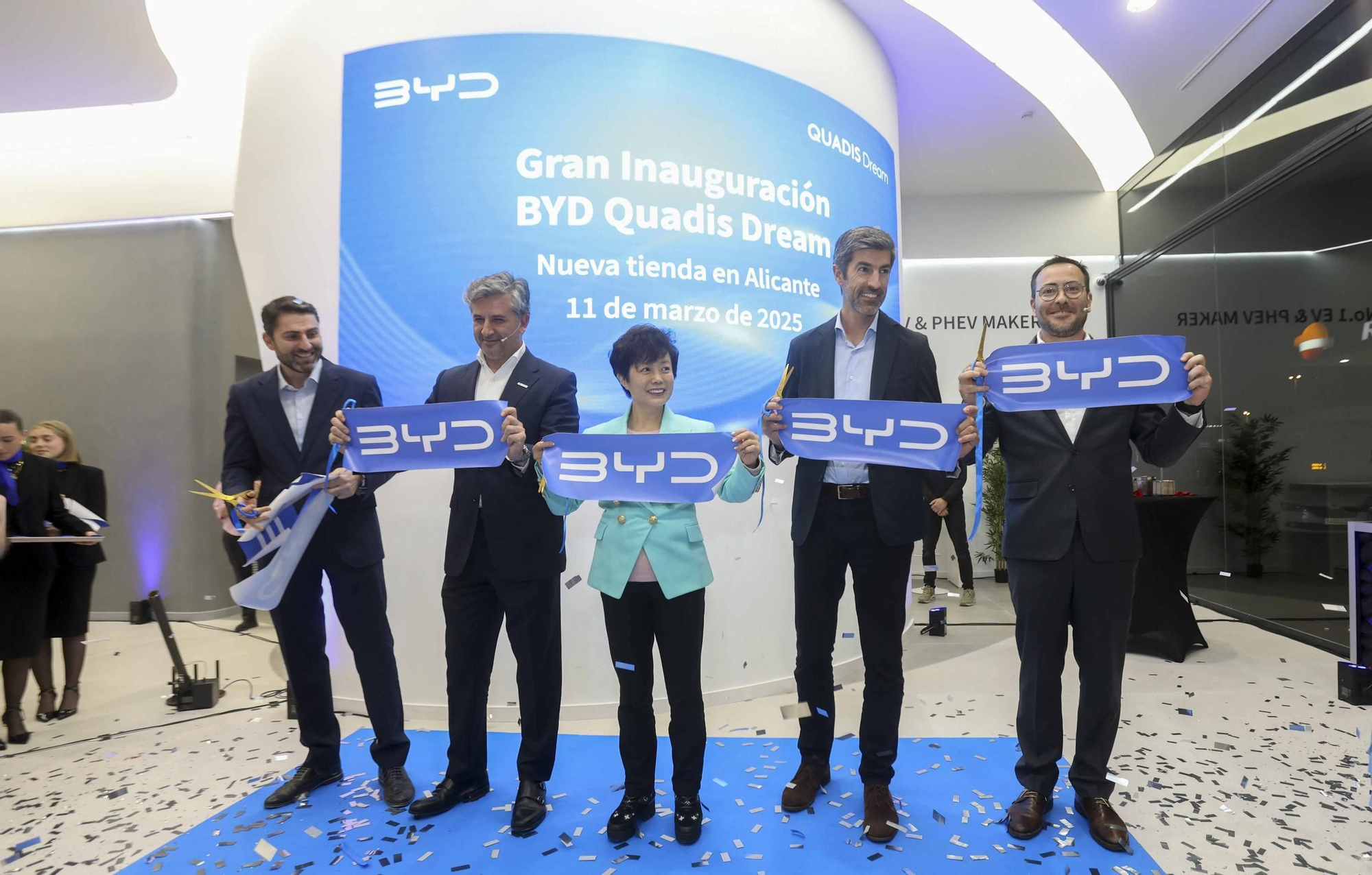 QUADIS Dream inaugura el primer centro BYD en Alicante.