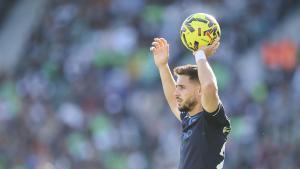 Àlex Moreno, en un saque de banda