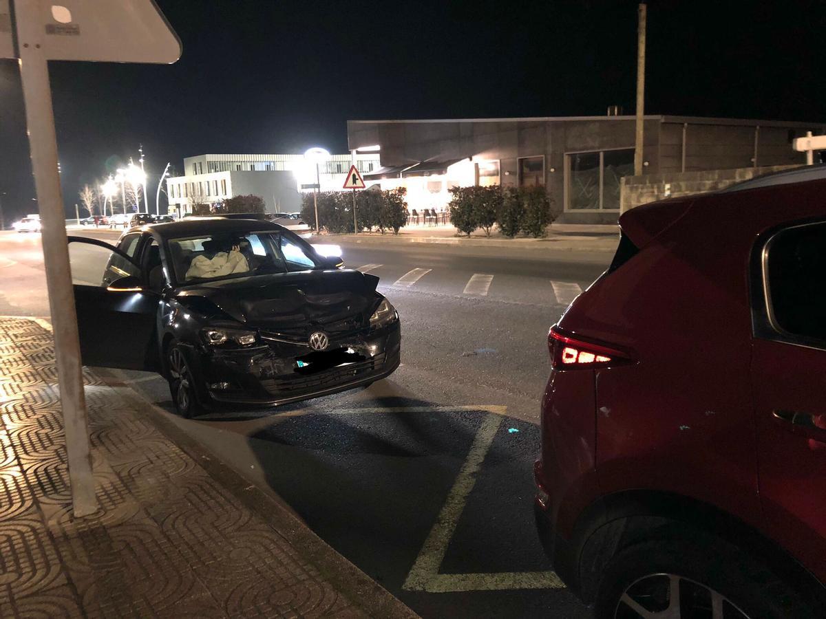 Uno de los vehículos accidentados.