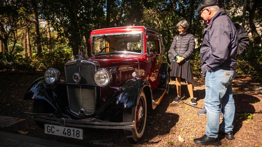 55th Historic Car Parade Closes Tenerife Carnival