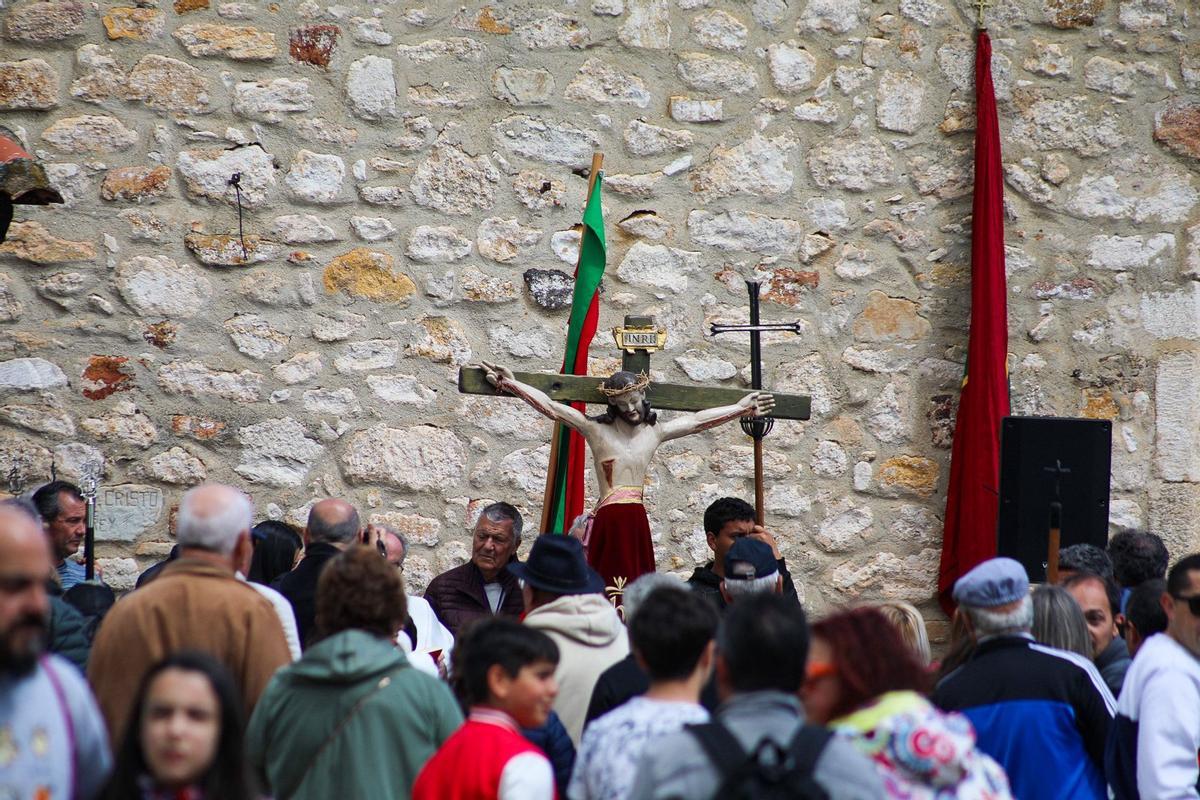 GALERÍA | Los zamoranos llenan la pradera de Valderrey en la romería del Cristo