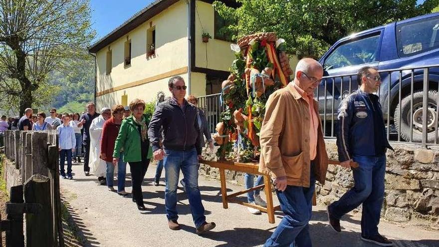 La procesión en La Fuente.