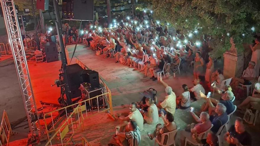 La mágica noche de Luar Na Lubre en el Castell de Dénia
