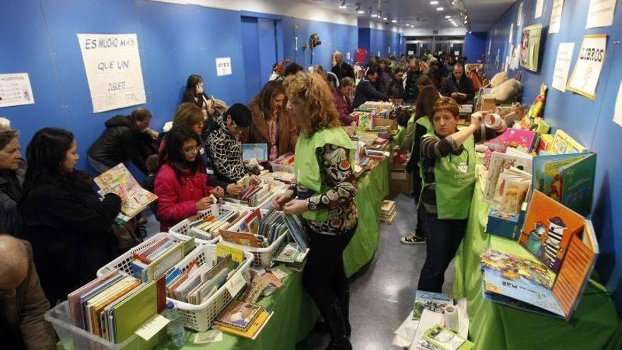 Oxfam Intermon ya recoge juguetes para el rastro solidario de diciembre