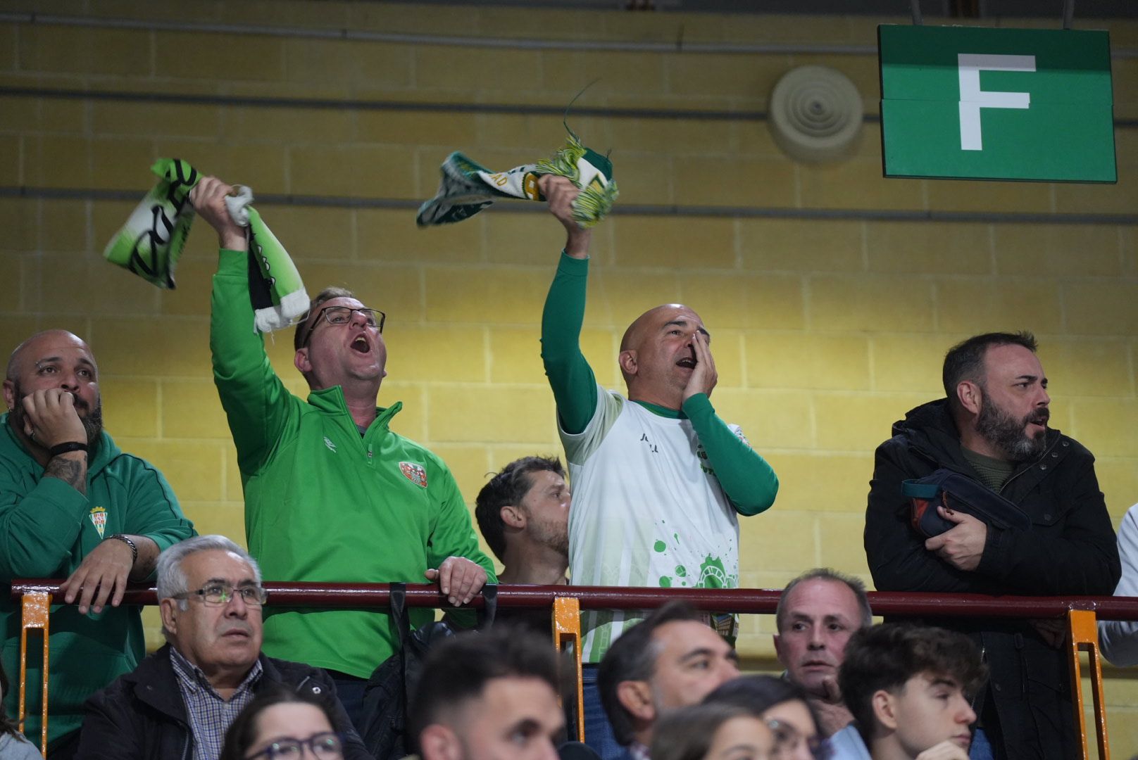 Las imágenes del Córdoba Futsal ante el Osasuna