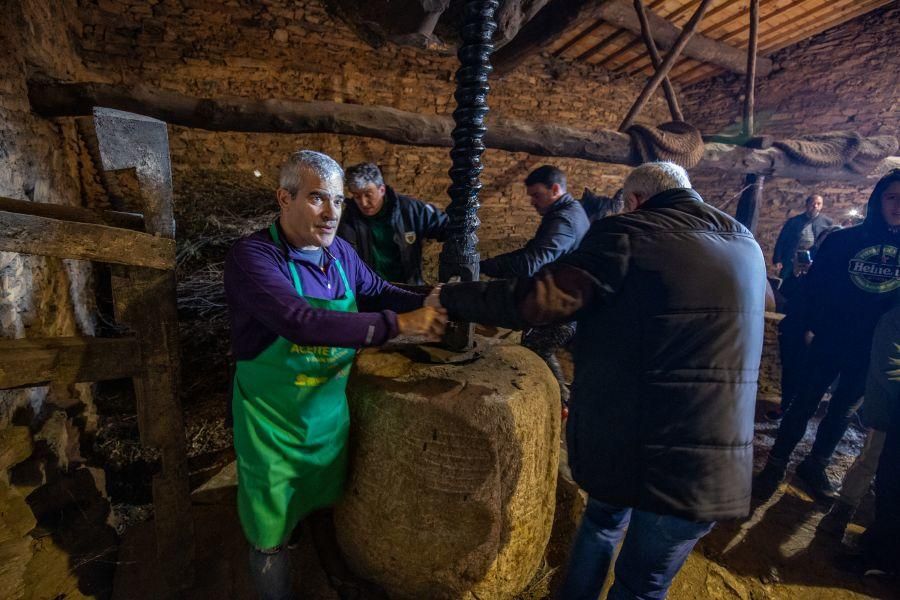 Elaboración de aceite en el molino de Latedo