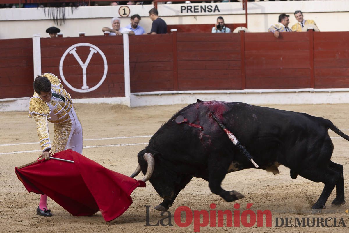 Tarde histórica en Abarán con la alternativa de José María Trigueros y el indulto de Tomás Rufo, junto a Castella salieron a hombros