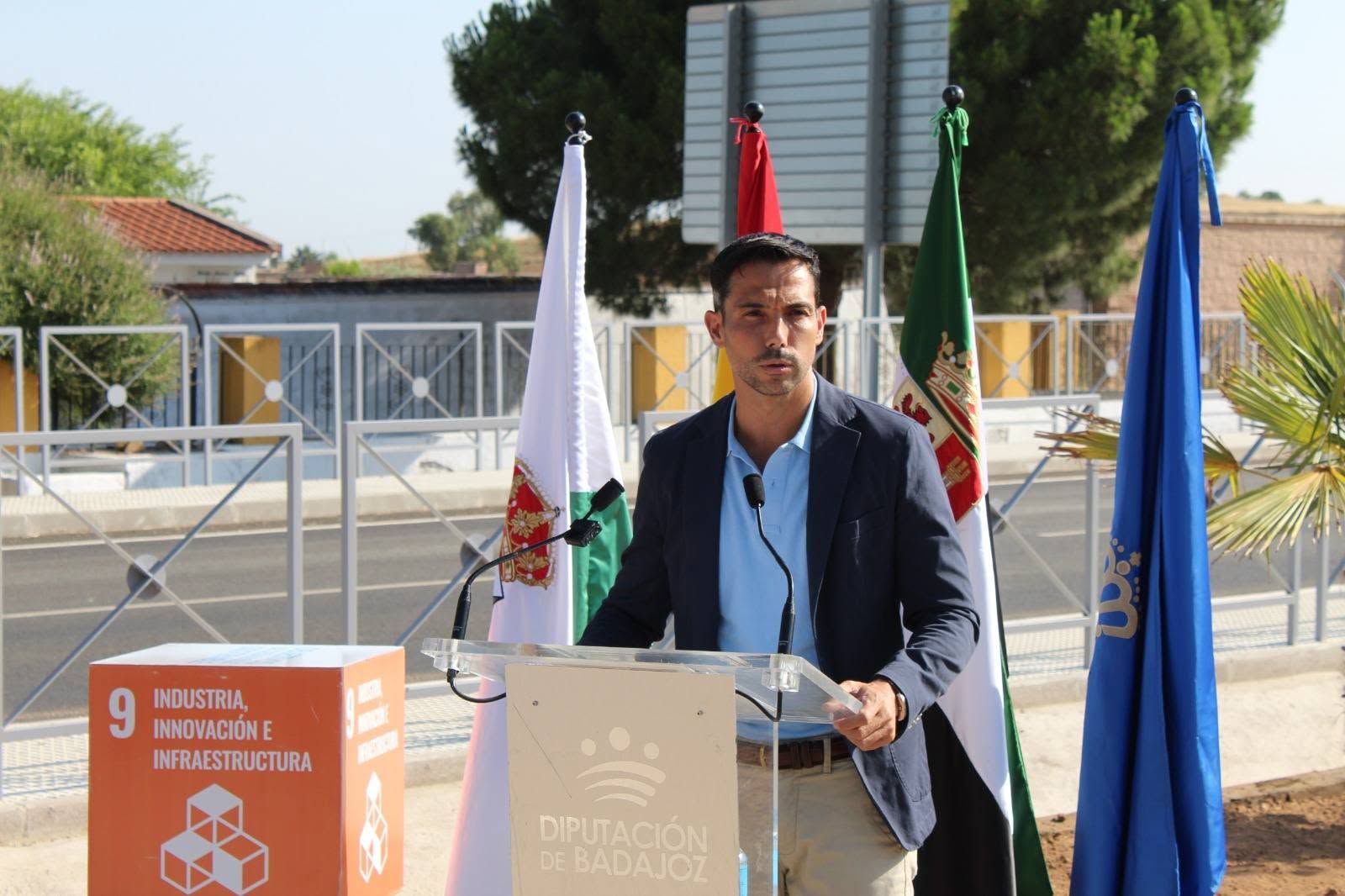 Monolo Borrego, alcalde de Valverde de Leganés.