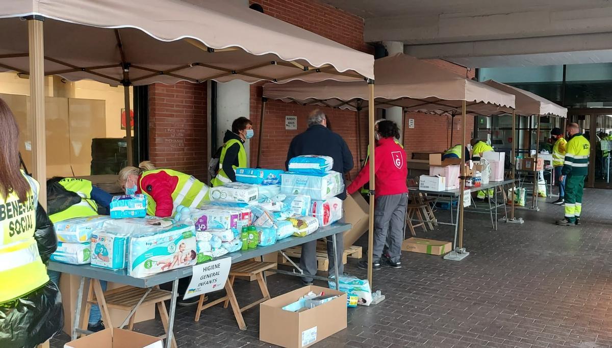 Gavà recull més d’una tona i mitja de material per a Ucraïna Gavà recull més d’una tona i mitja de material per a Ucraïna