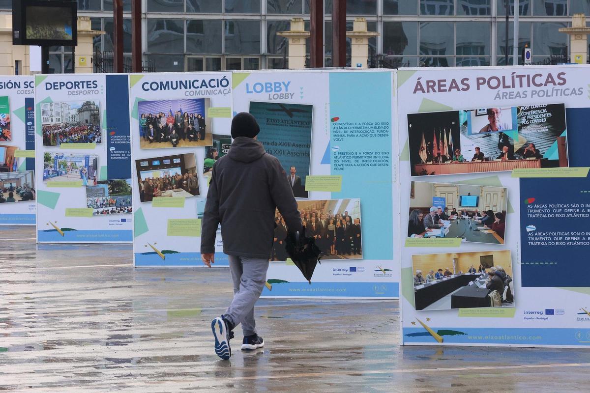 Los 34 años del Eixo Atlántico, en exposición en A Coruña