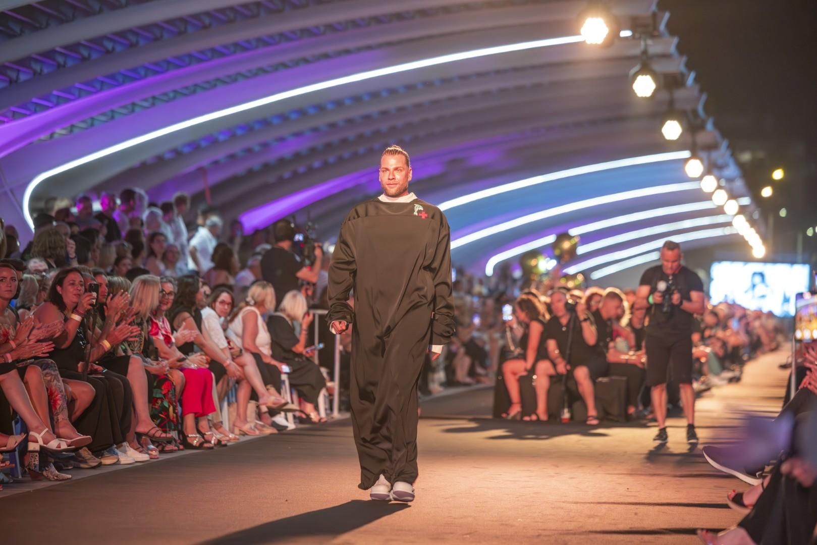 Torrevieja Weekend, espectáculo y moda en el corazón de Torrevieja, de la mano de Eduardo _Navarrete