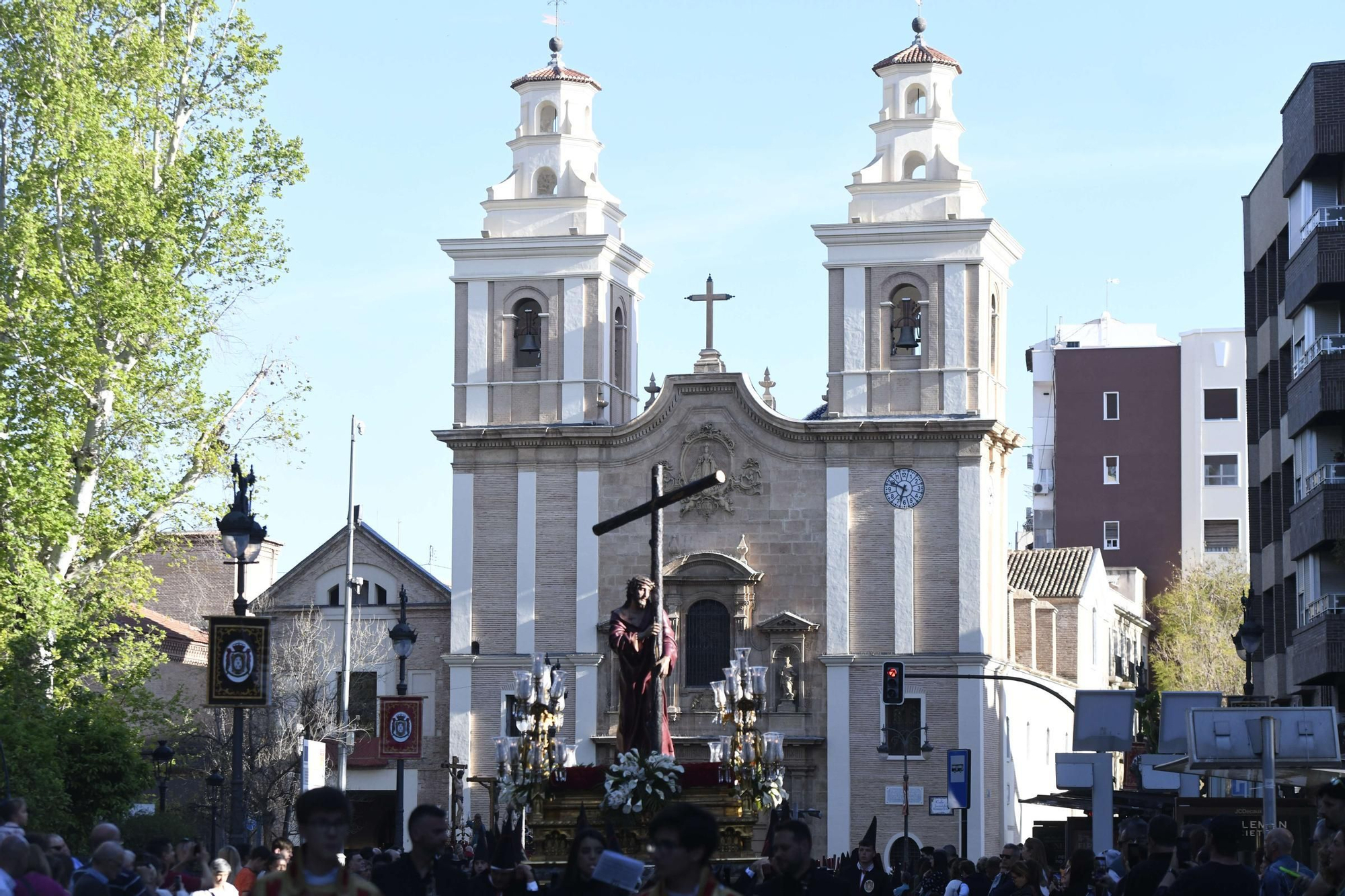 Procesión de la Soledad del Calvario en la Semana Santa de Murcia 2025.