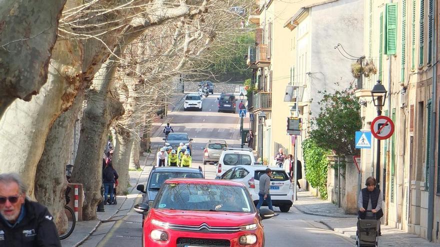 La ZBE de Sóller arranca con un aluvión de turistas saltándose las restricciones