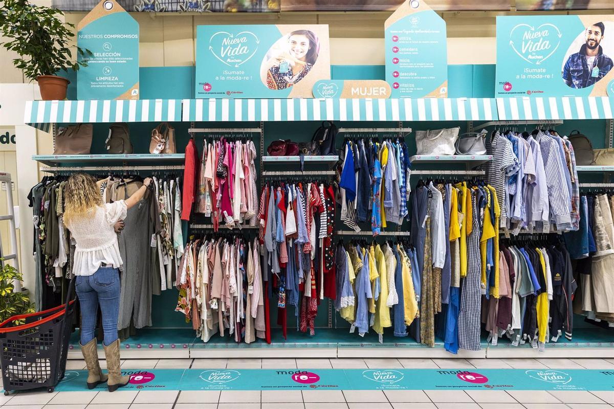 ROPA SEGUNDA MANO INDITEX Inditex desafia a Vinted y Wallapop y amplia su plataforma de ropa de segunda mano a Estados Unidos El Periodico de Espana